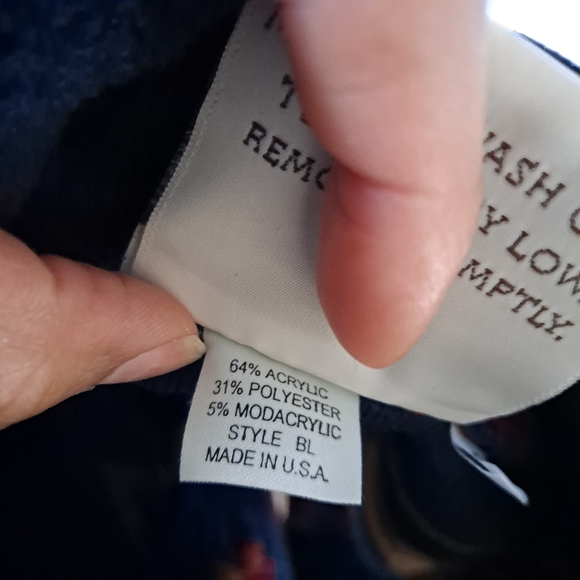 Pine Cone Designs Moose Vest - Picture 6 of 7